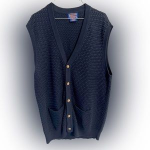 Men’s Pendleton 100% cotton V neck sweater